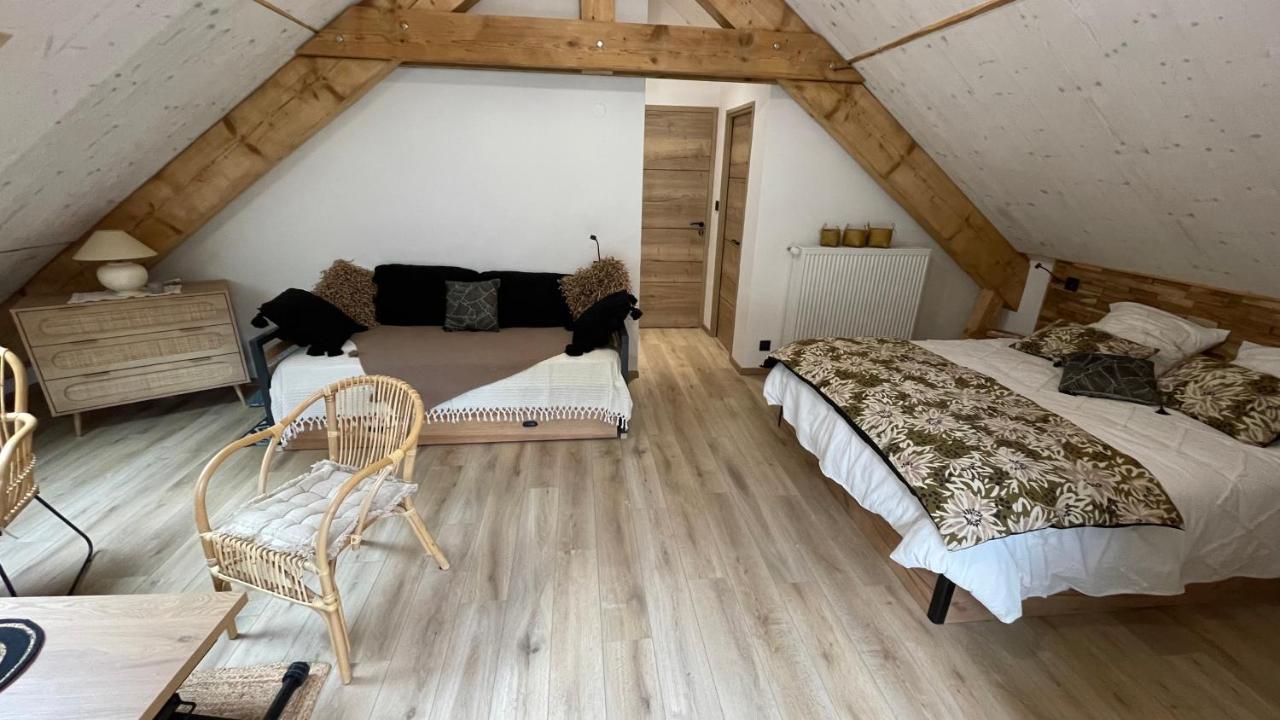 Chambres D'Hotes Les Chambres D'Elsa Альб'є-Монрон Екстер'єр фото