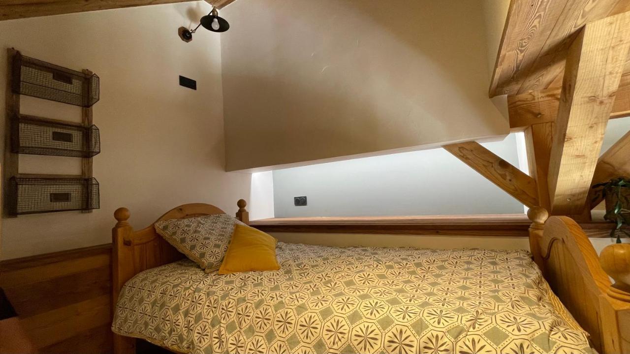 Chambres D'Hotes Les Chambres D'Elsa Альб'є-Монрон Екстер'єр фото